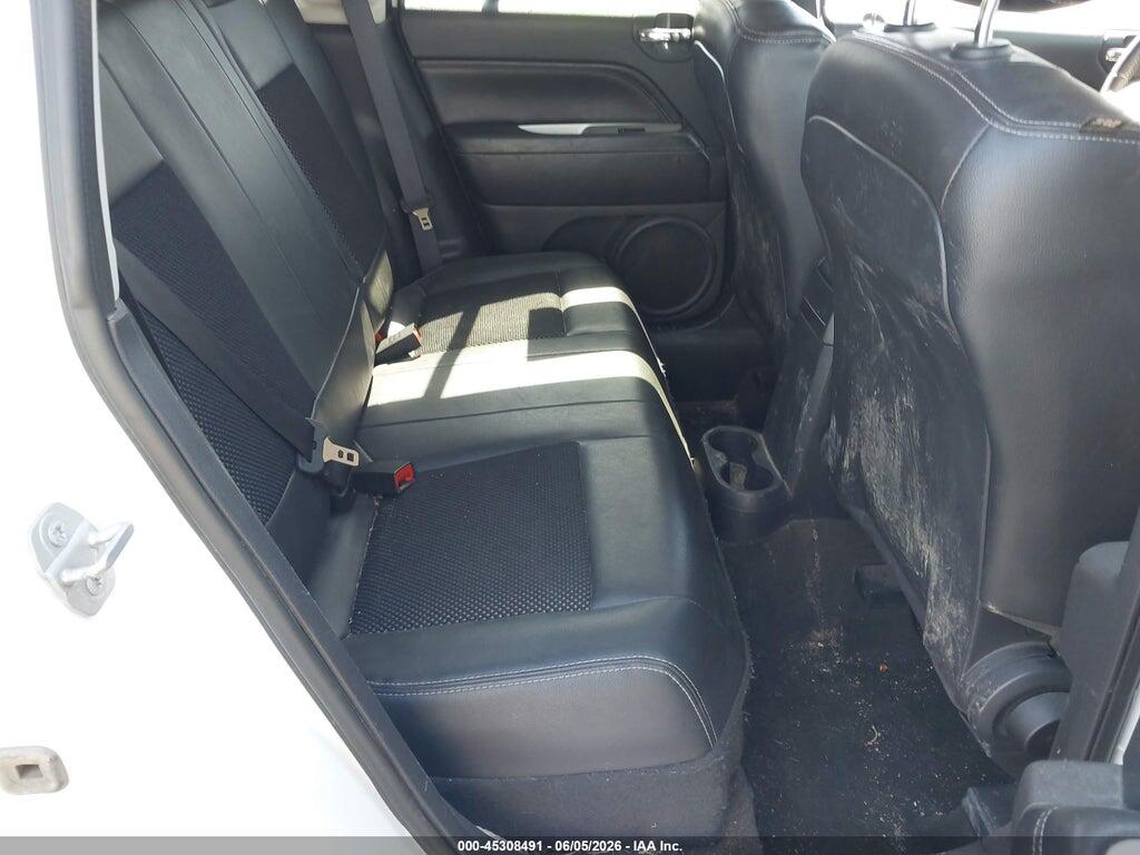 1C4NJDEB3GD810469 2016 JEEP COMPASS photo no. 8