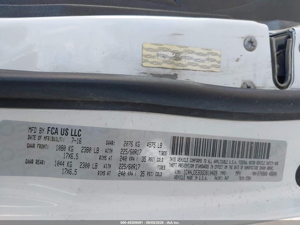 1C4NJDEB3GD810469 2016 JEEP COMPASS photo no. 9