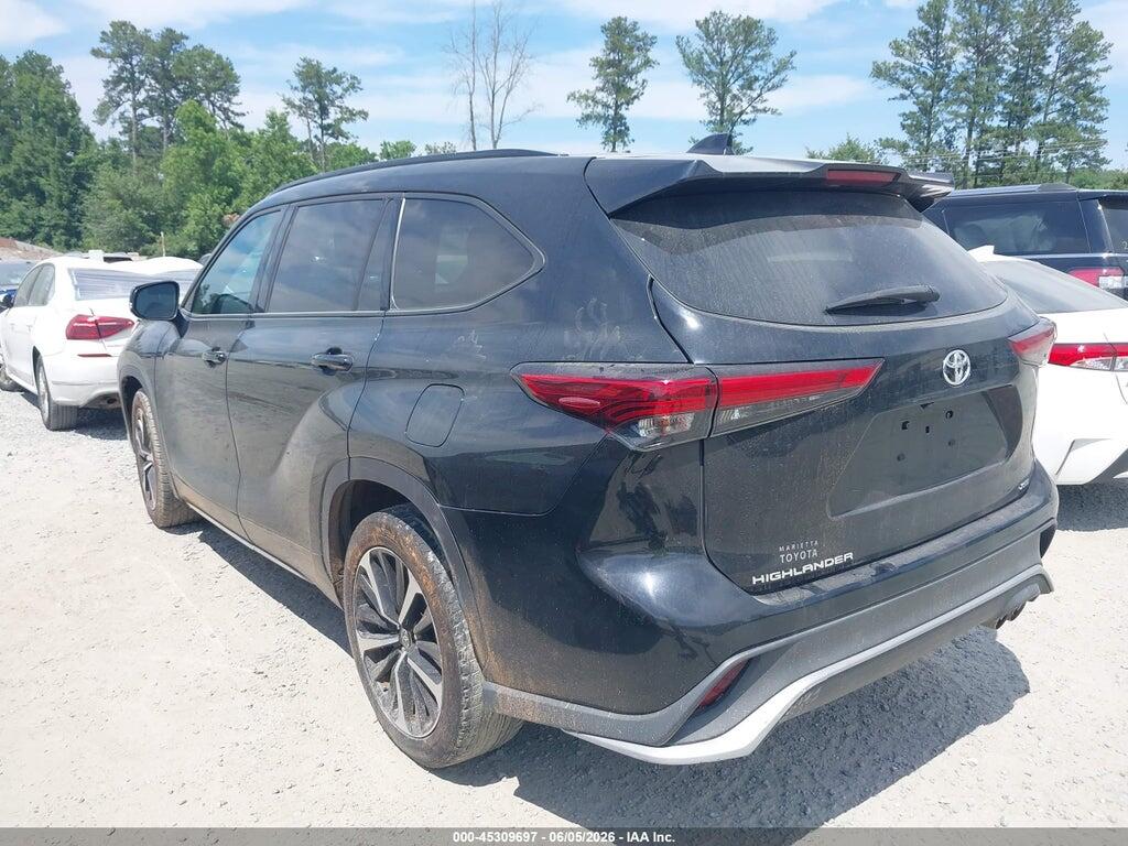 5TDLZRAH9MS085998 2021 TOYOTA HIGHLANDER photo no. 3