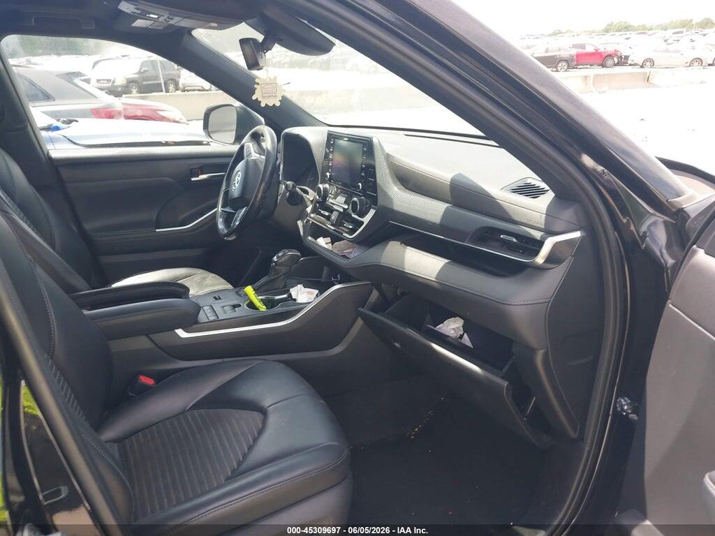 5TDLZRAH9MS085998 2021 TOYOTA HIGHLANDER photo no. 5