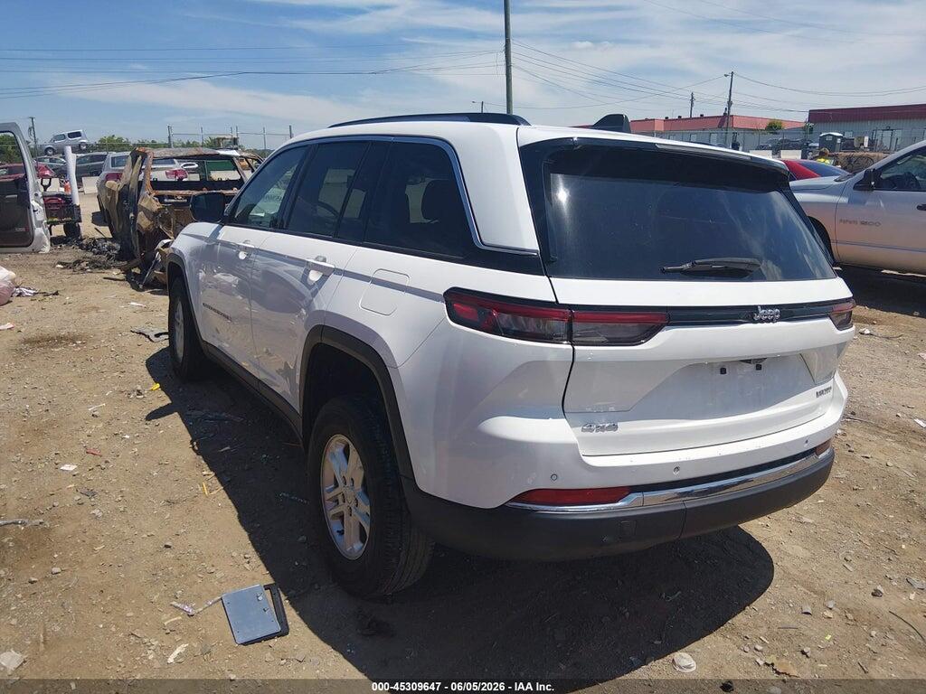 1C4RJHAG3PC543849 2023 JEEP GRAND CHEROKEE photo no. 3