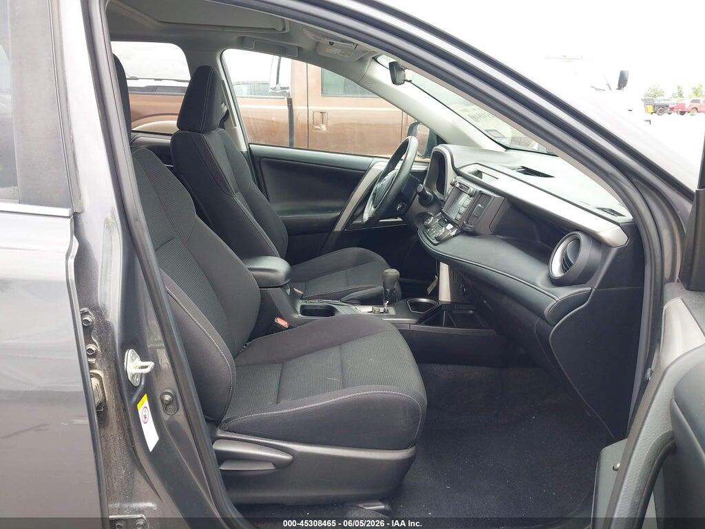 2T3WFREV7JW483209 2018 TOYOTA RAV4 photo no. 5