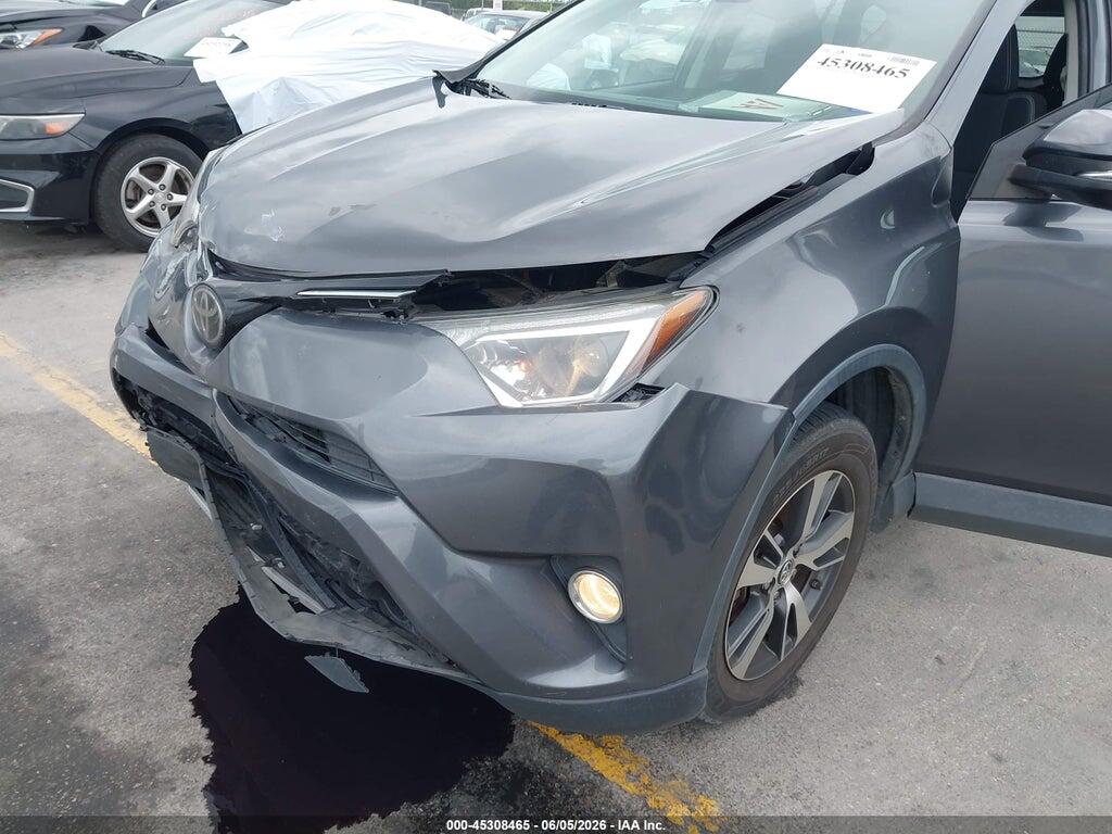 2T3WFREV7JW483209 2018 TOYOTA RAV4 photo no. 6