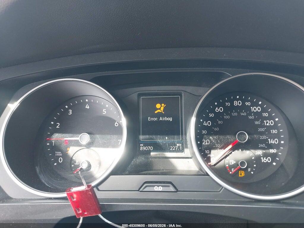 3VV2B7AX0JM026444 2018 VOLKSWAGEN TIGUAN photo no. 7