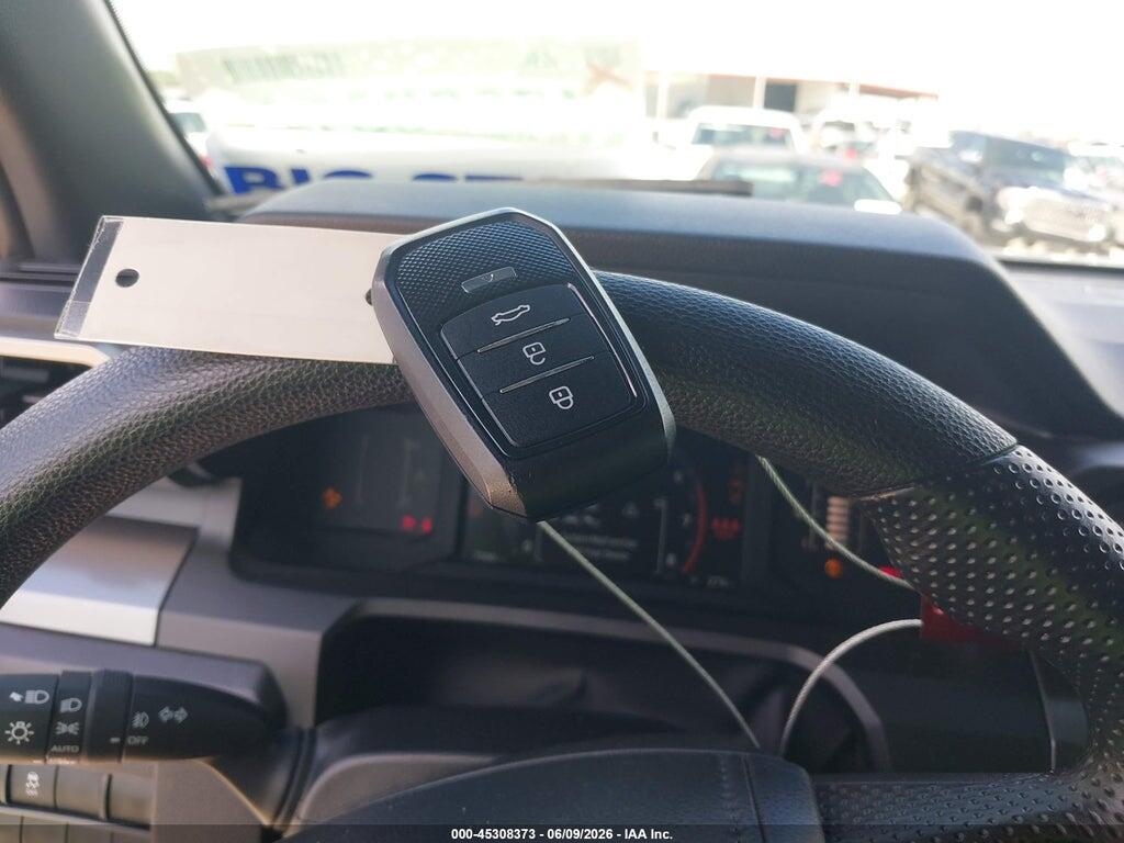 3TMKB5FN0SM039173 2025 TOYOTA TACOMA photo no. 11