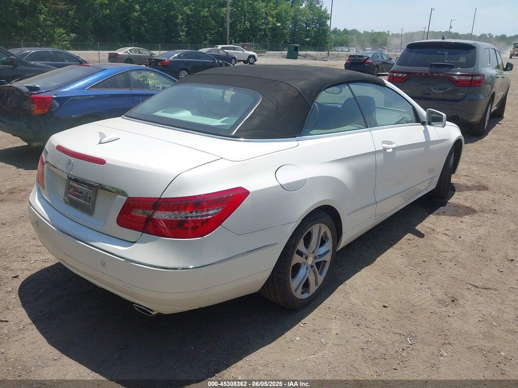WDDKK5GFXBF105175 2011 MERCEDES-BENZ E 350 photo no. 4