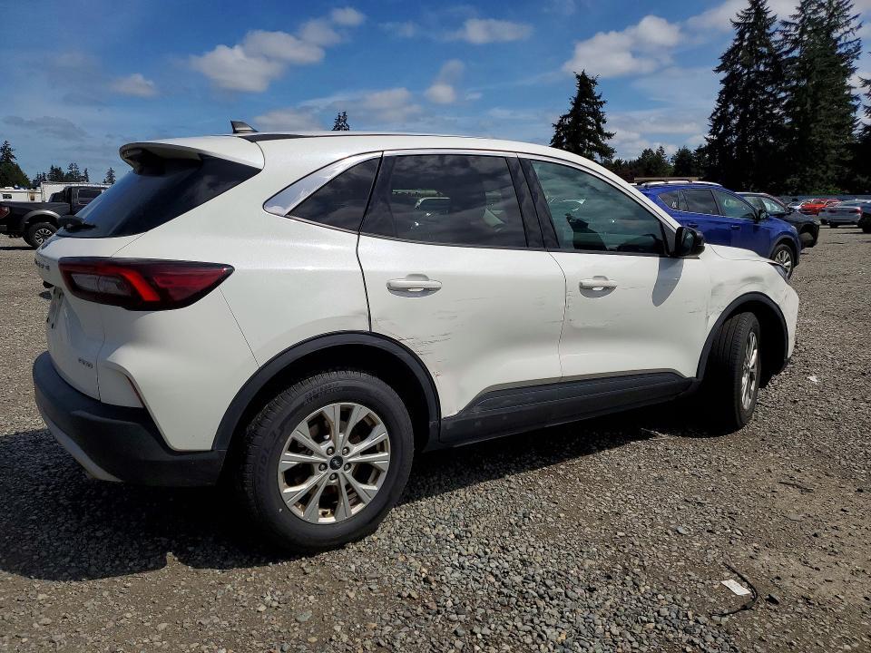 1FMCU9GN0PUB05885 2023 FORD ESCAPE photo no. 3