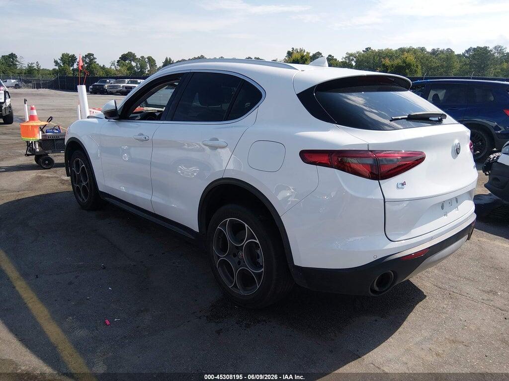 ZASFAKAN3J7B83228 2018 ALFA ROMEO STELVIO photo no. 3