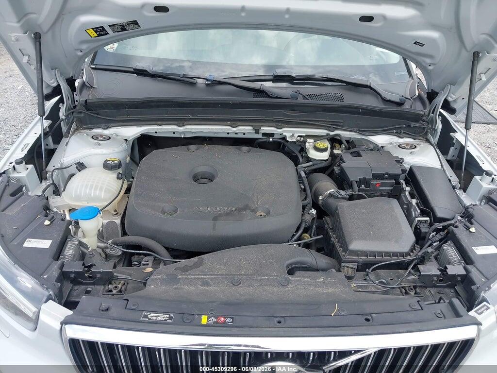 YV4162UL6N2641875 2022 VOLVO XC40 photo no. 10