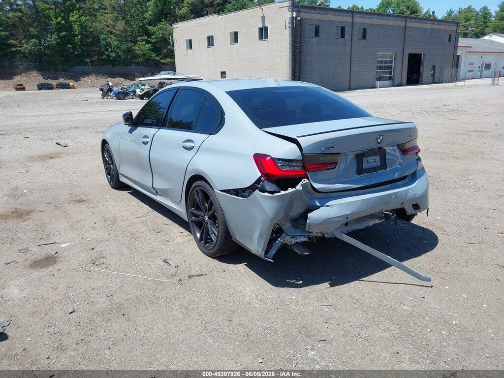 3MW89FF08P8C94456 2023 BMW 330I photo no. 3