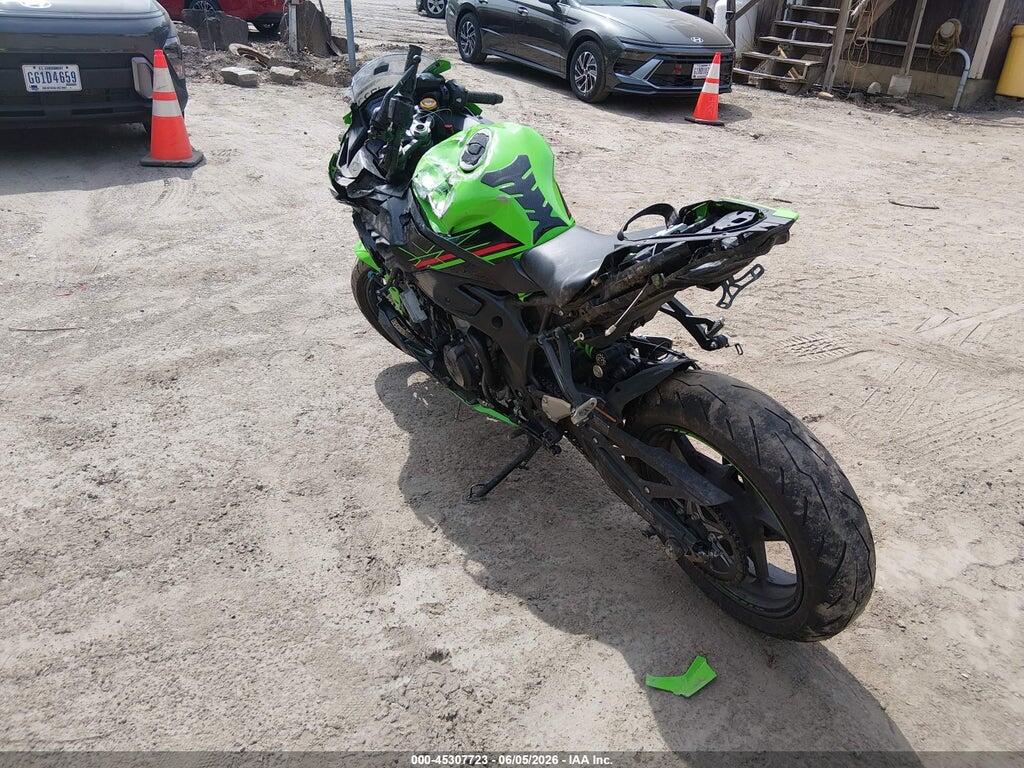 ML5ZXCS16RDA15695 2024 KAWASAKI ZX400 photo no. 3