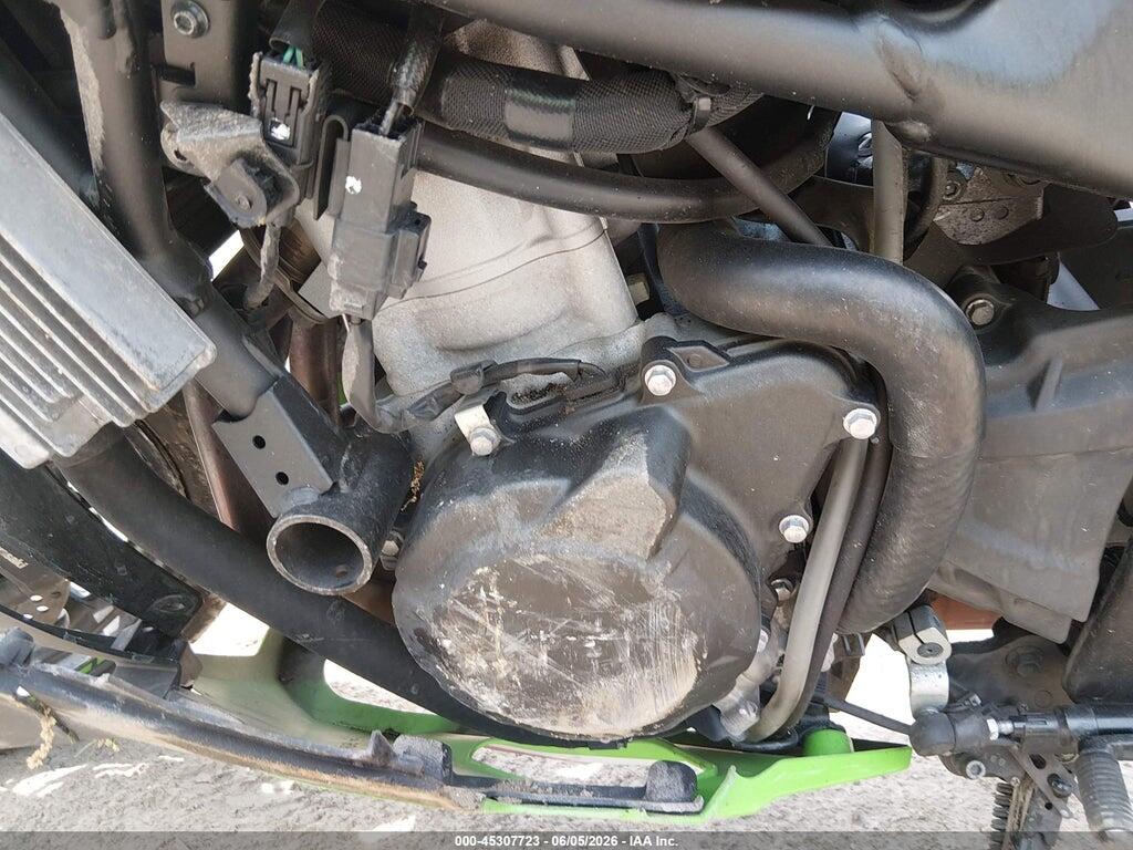 ML5ZXCS16RDA15695 2024 KAWASAKI ZX400 photo no. 9