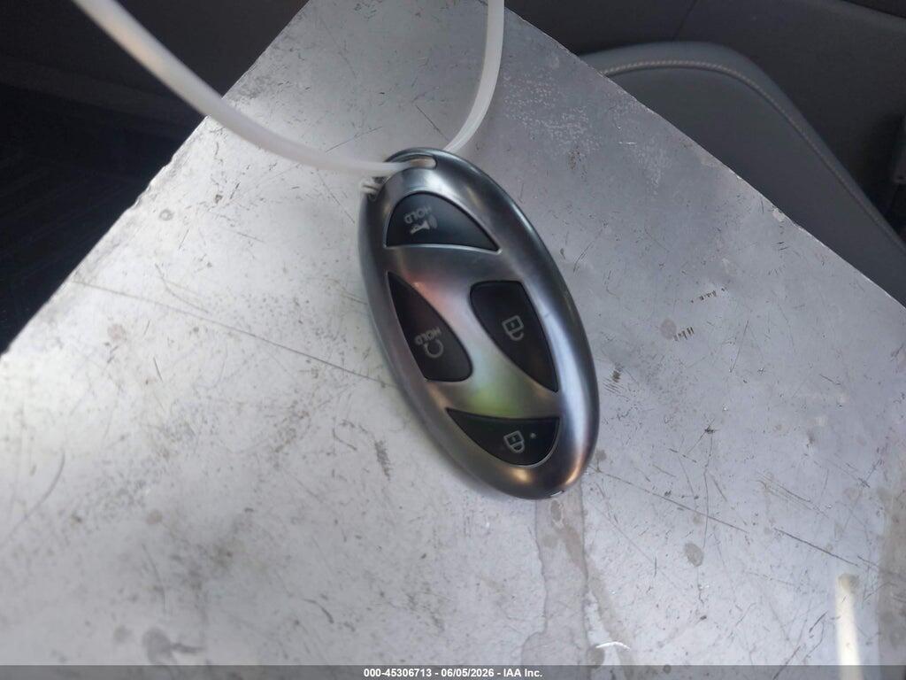 KMHLM4DG5SU034779 2025 HYUNDAI ELANTRA photo no. 11