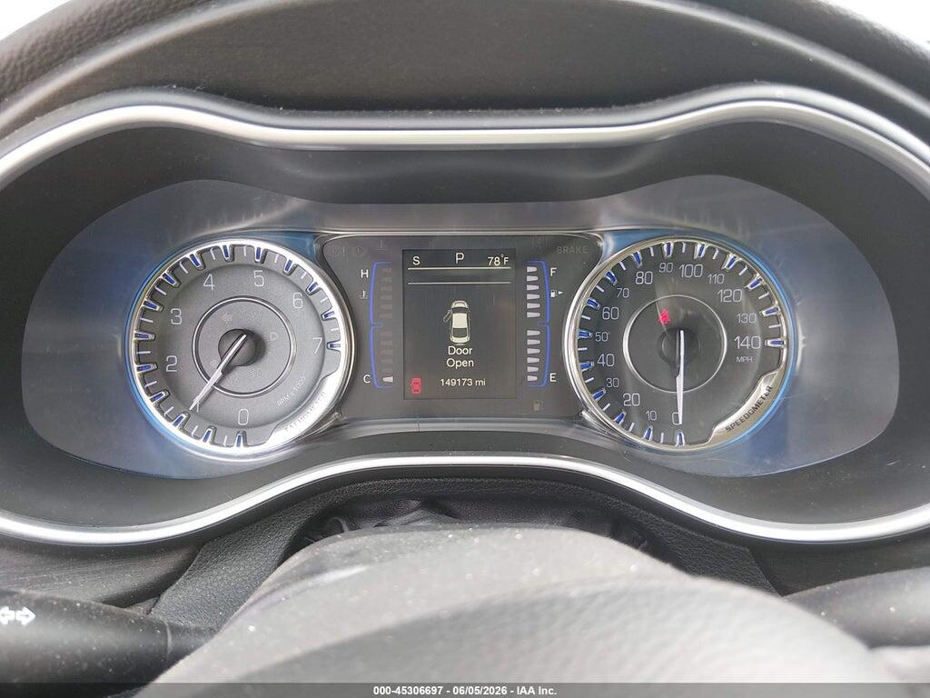 1C3CCCAB6GN159788 2016 CHRYSLER 200 photo no. 7