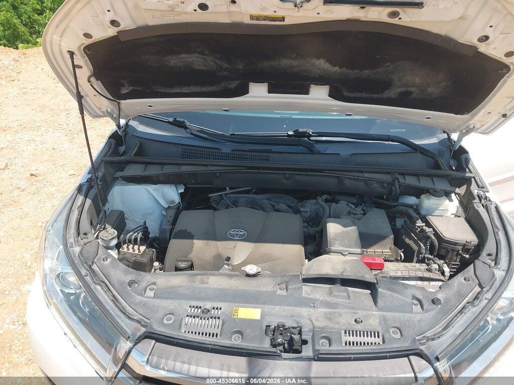 5TDDZRFH0JS884710 2018 TOYOTA HIGHLANDER photo no. 10