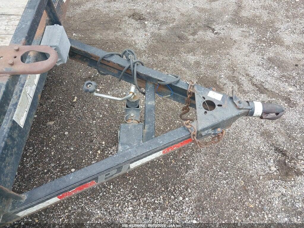 4P5C52022B2154430 2011 PJ TRAILERS C5202 photo no. 5