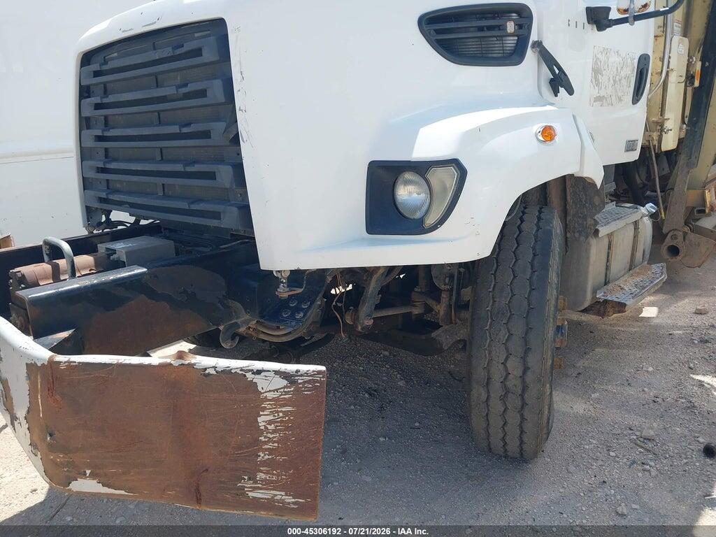1FVHG5CY2GHHE4078 2016 FREIGHTLINER 108SD photo no. 11