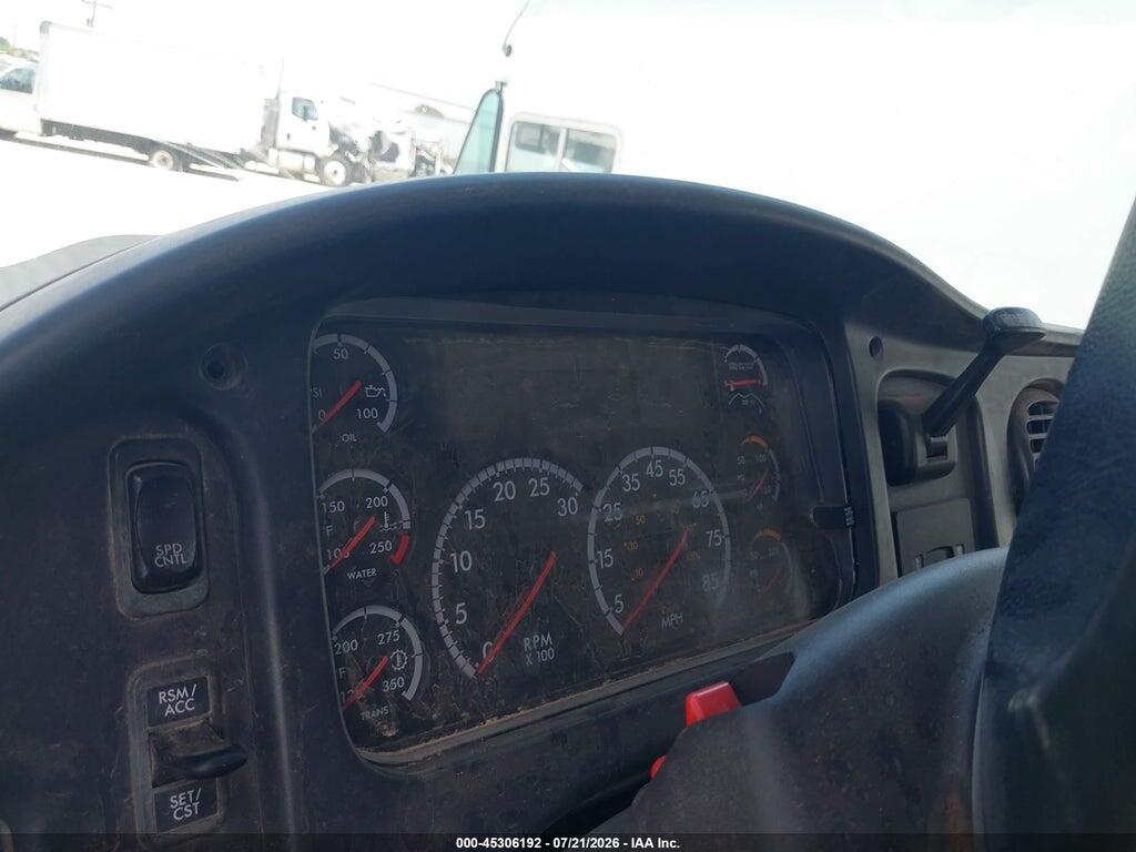 1FVHG5CY2GHHE4078 2016 FREIGHTLINER 108SD photo no. 5