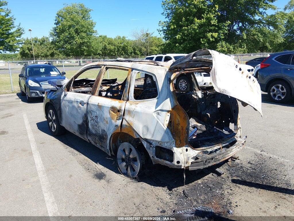 JF2SJAEC9HH422927 2017 SUBARU FORESTER photo no. 3