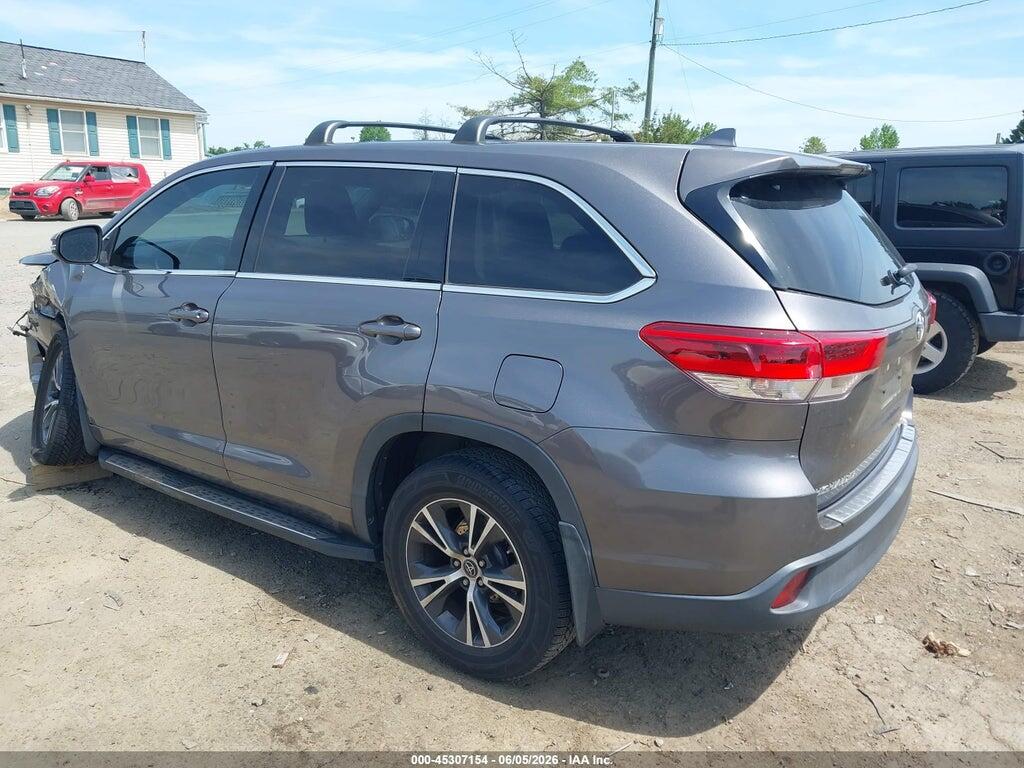 5TDBZRFH7JS831350 2018 TOYOTA HIGHLANDER photo no. 3