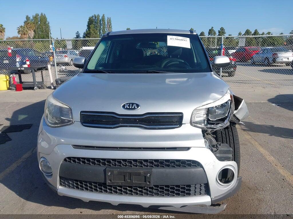KNDJP3A50J7530019 2018 KIA SOUL photo no. 12