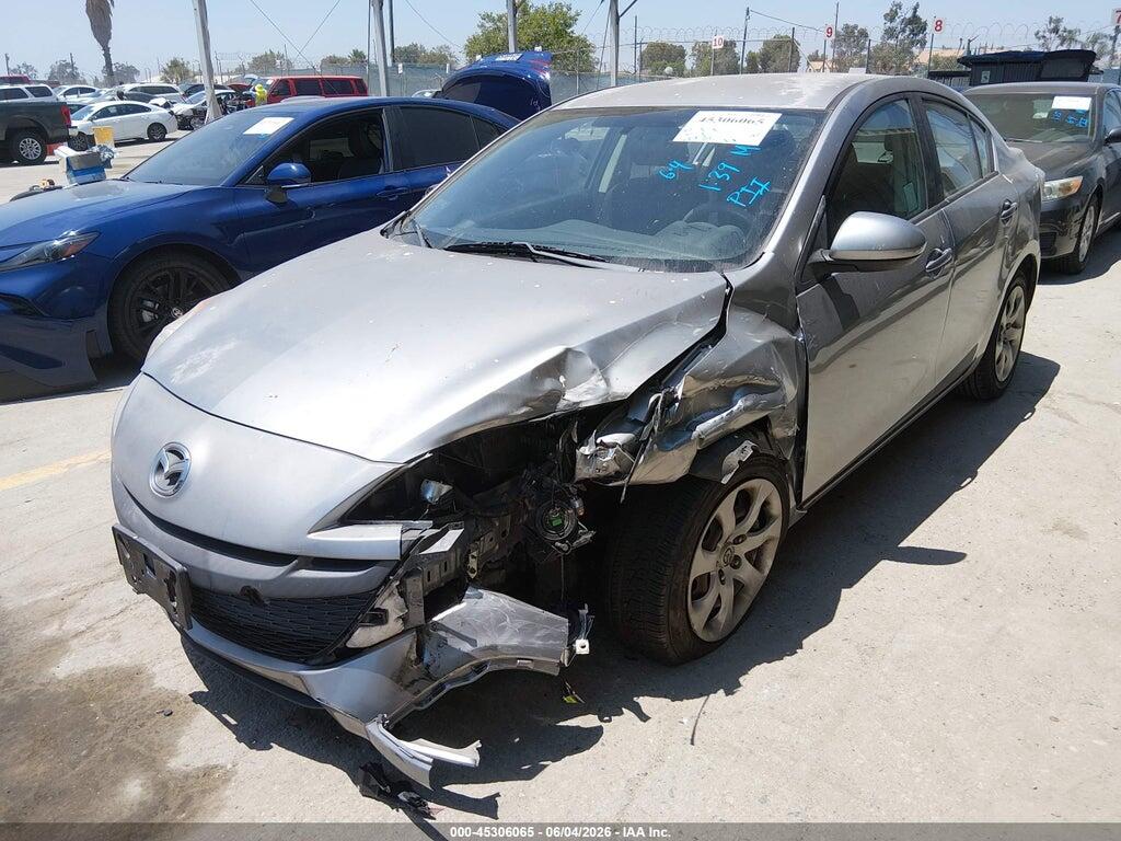 JM1BL1UG7B1490690 2011 MAZDA MAZDA3 photo no. 2