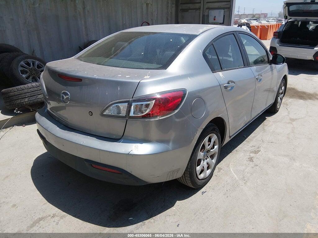 JM1BL1UG7B1490690 2011 MAZDA MAZDA3 photo no. 4