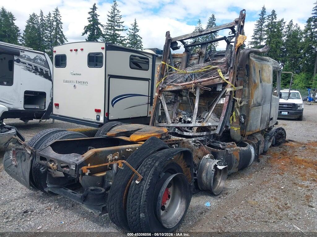 4V4NC9EH7CN543793 2012 VOLVO VN photo no. 4