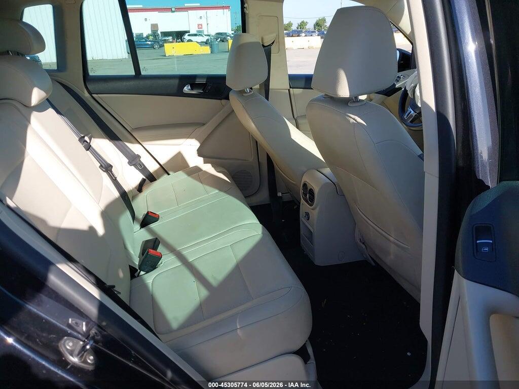 WVGAV7AX7BW503711 2011 VOLKSWAGEN TIGUAN photo no. 8