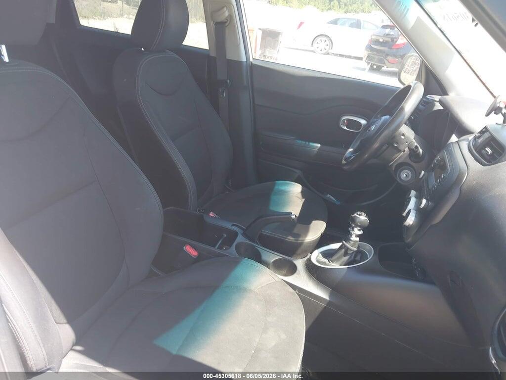 KNDJN2A20F7225245 2015 KIA SOUL photo no. 5