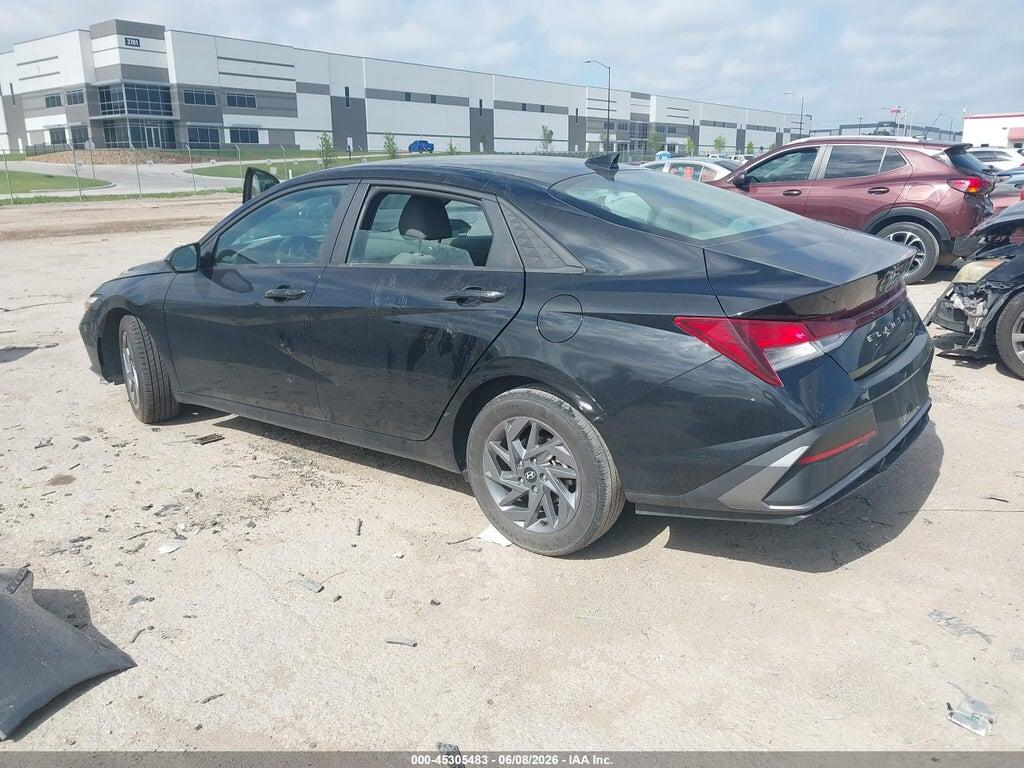 KMHLM4DG0RU723655 2024 HYUNDAI ELANTRA photo no. 3