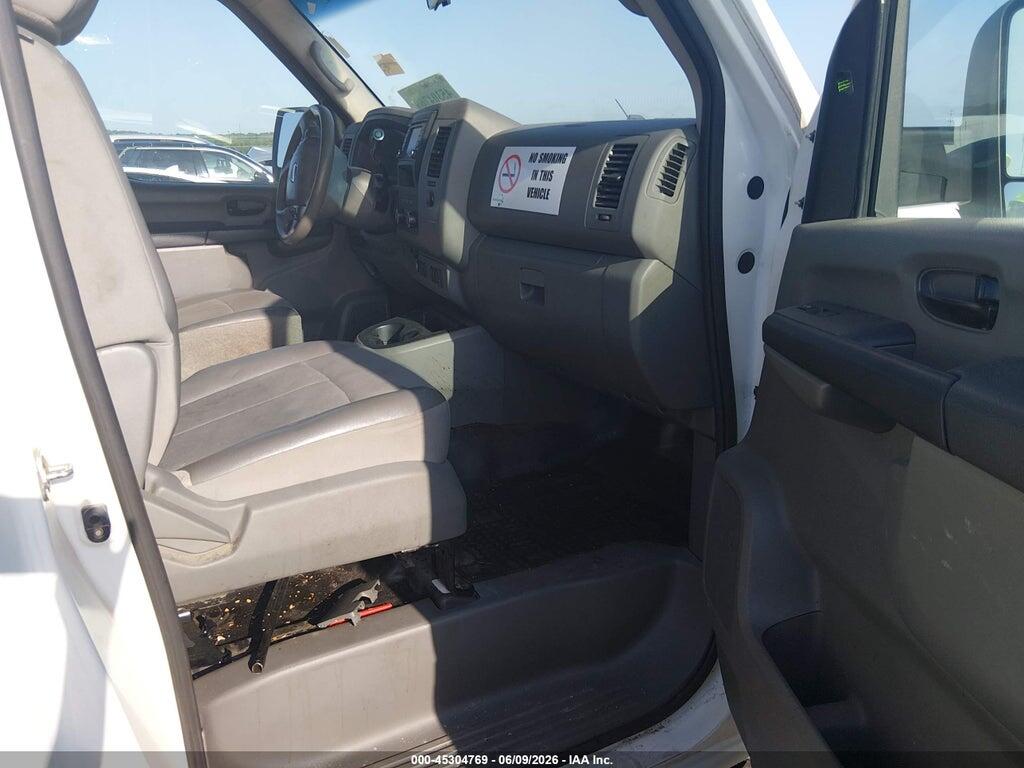 1N6BF0KM1LN801824 2020 NISSAN NV CARGO NV1500 photo no. 5