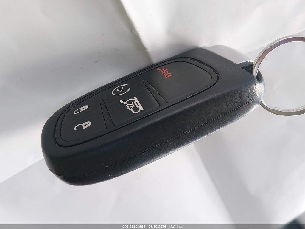1C4PJMCB2GW317608 2016 JEEP CHEROKEE photo no. 11