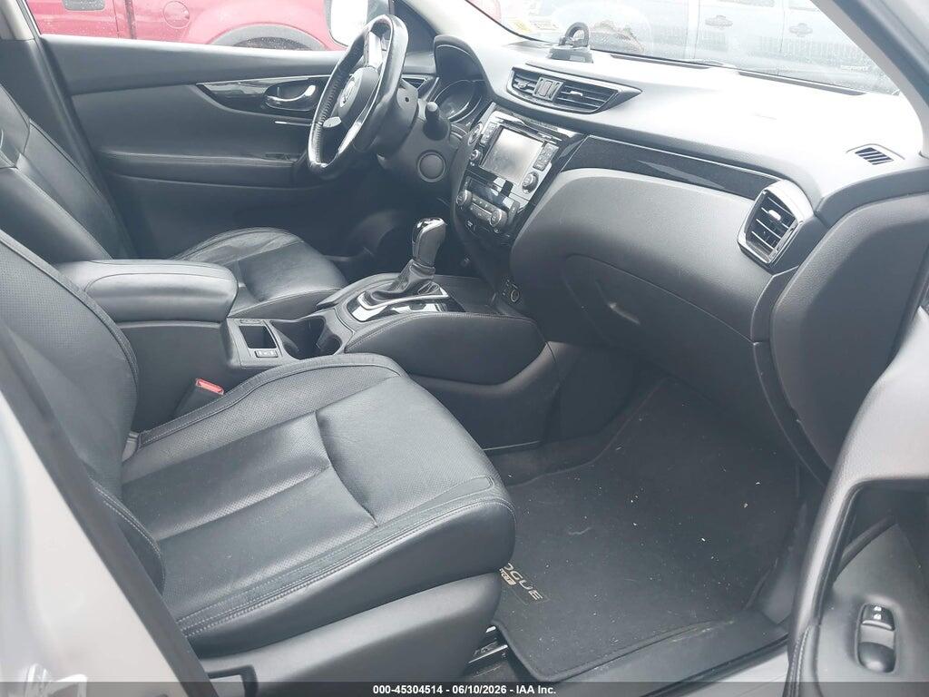 JN1BJ1CR2HW112624 2017 NISSAN ROGUE SPORT photo no. 5