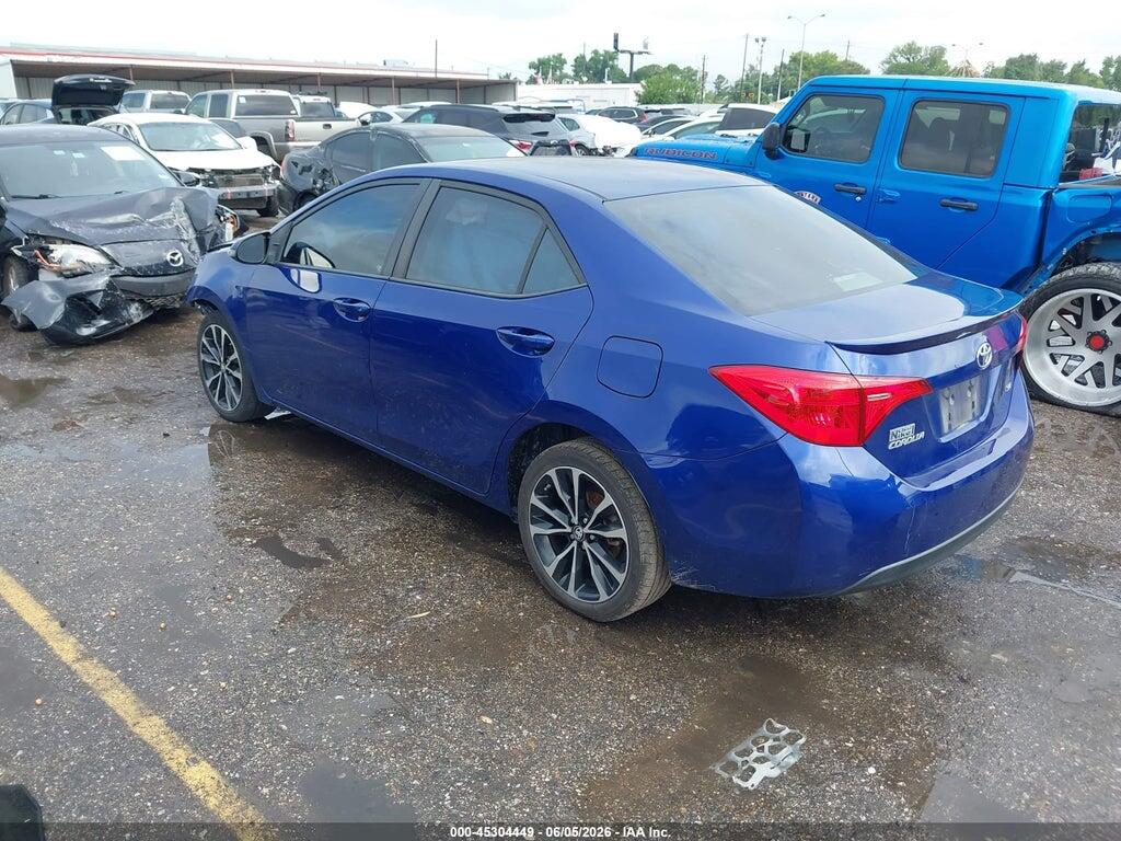 5YFBURHE7HP652116 2017 TOYOTA COROLLA photo no. 3