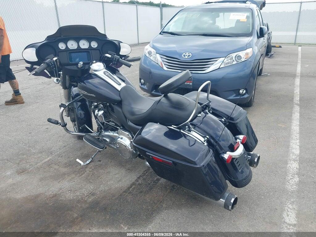 1HD1KBC14KB612349 2019 HARLEY-DAVIDSON FLHX photo no. 3