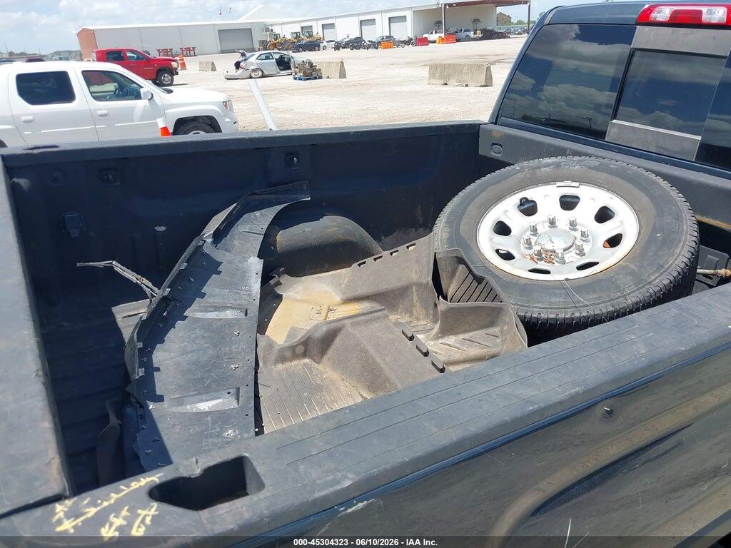 1GT12UEY0JF207376 2018 GMC SIERRA 2500HD photo no. 12