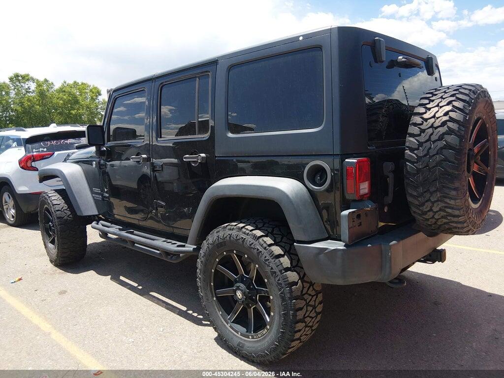 1C4BJWDG4FL600625 2015 JEEP WRANGLER UNLIMITED photo no. 3
