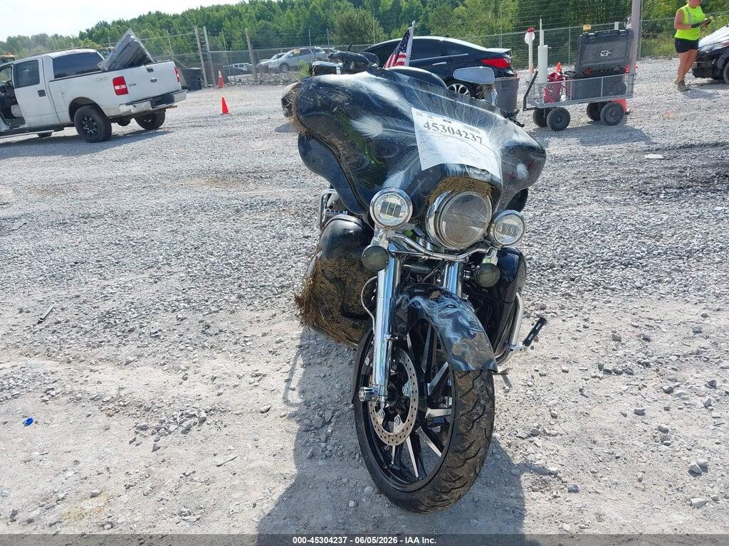 1HD1FCM17DB641596 2013 HARLEY-DAVIDSON FLHTCU photo no. 5