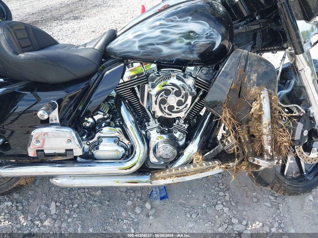 1HD1FCM17DB641596 2013 HARLEY-DAVIDSON FLHTCU photo no. 8
