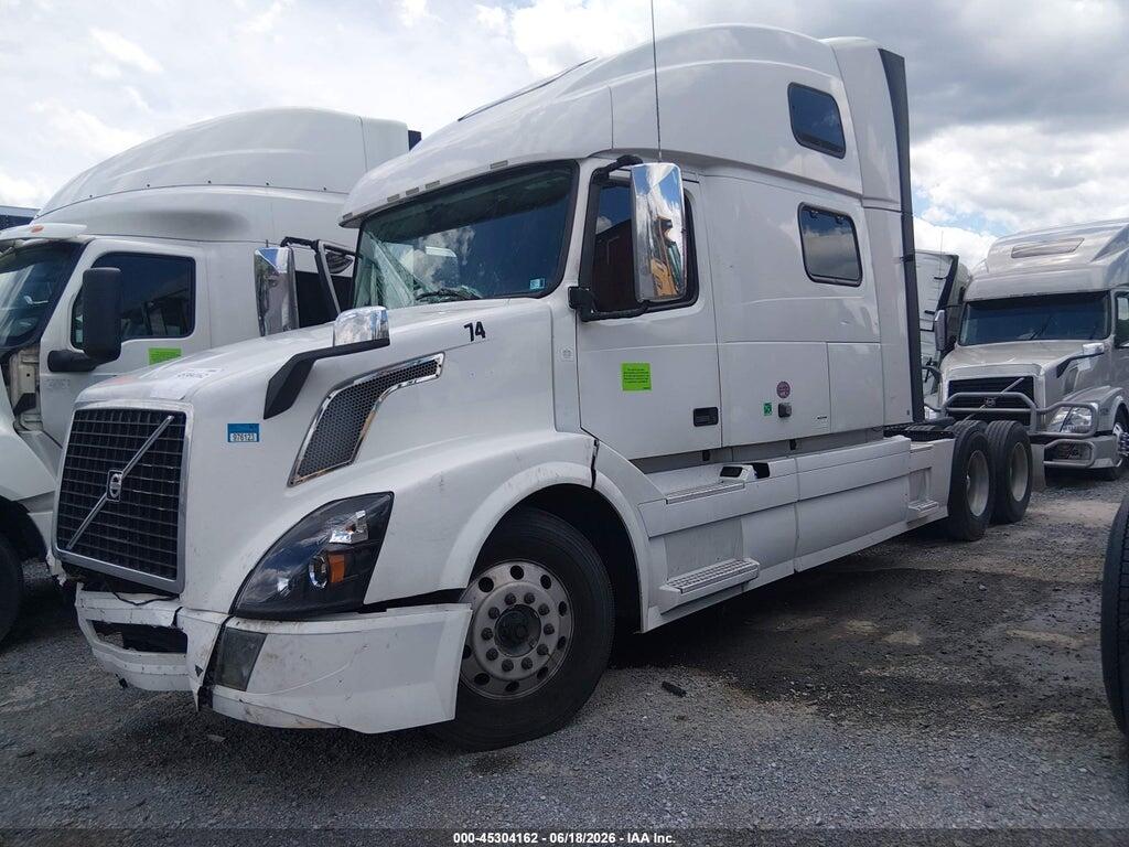 4V4NC9TK2HN980719 2017 VOLVO VNL photo no. 2