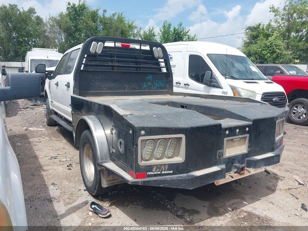 1FT8W3DT8JEB70957 2018 FORD F-350 photo no. 3