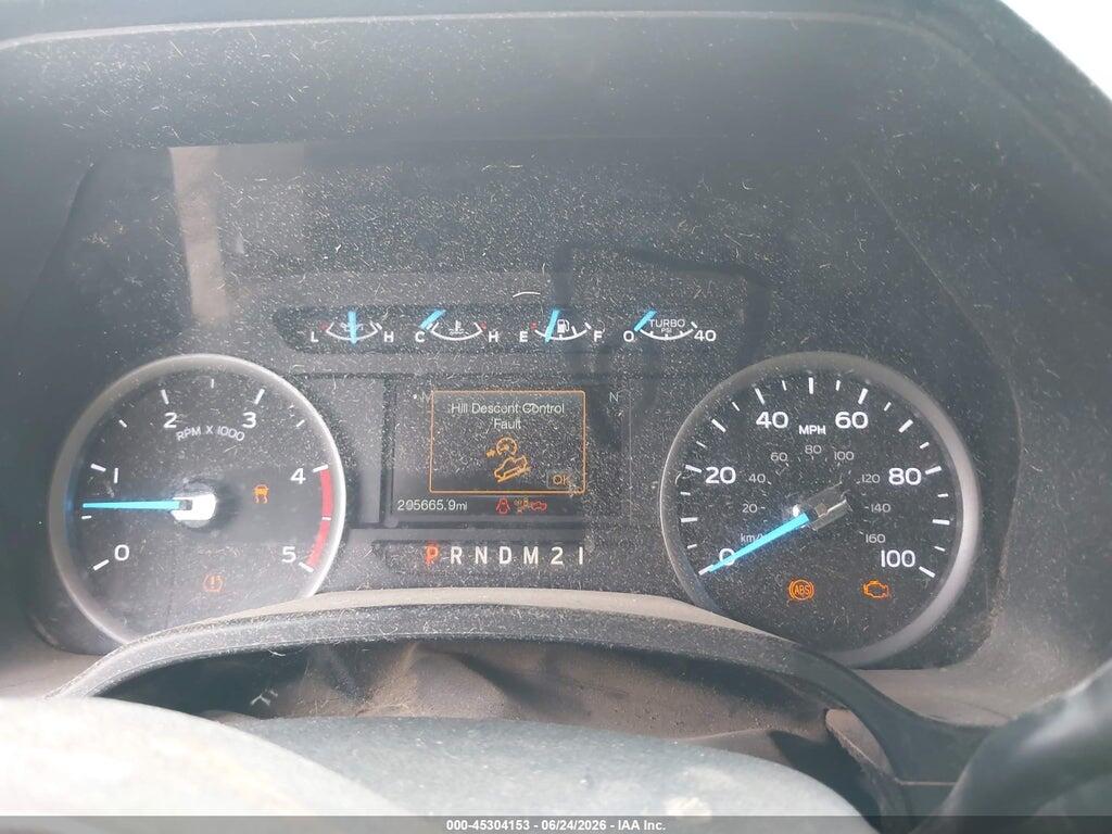 1FT8W3DT8JEB70957 2018 FORD F-350 photo no. 5