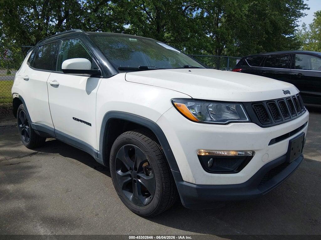 3C4NJDBBXJT325719 2018 JEEP COMPASS photo no. 1