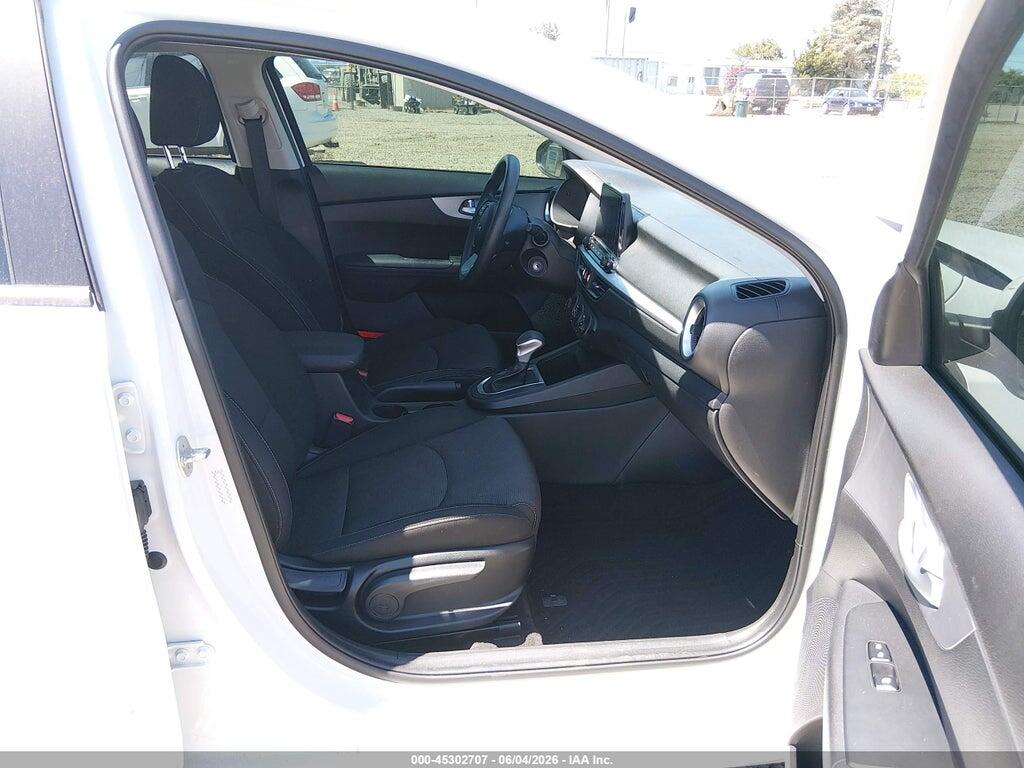 3KPF24AD2PE618161 2023 KIA FORTE photo no. 5