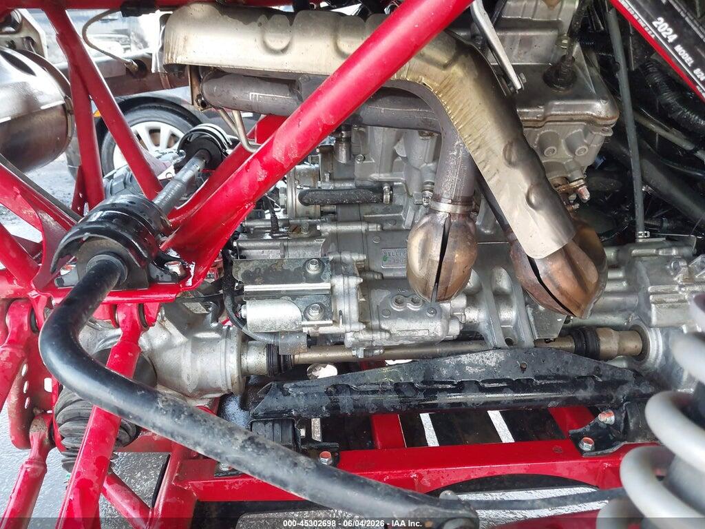 1HFVE0625R4401295 2024 HONDA SXS1000 photo no. 8