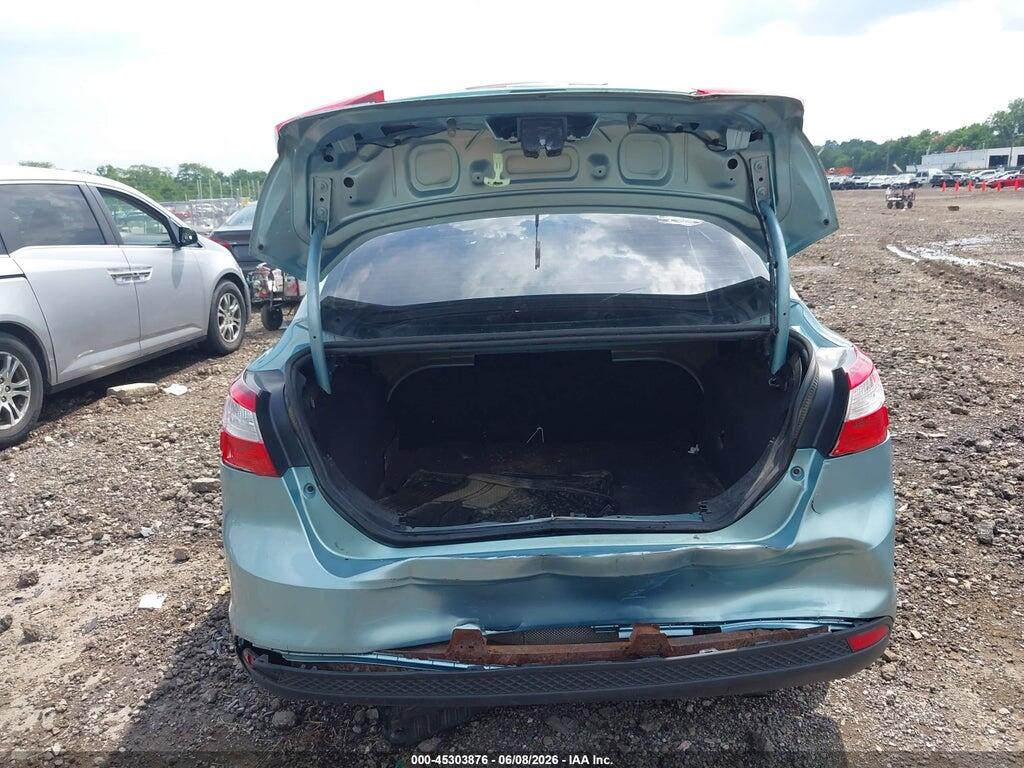 1FAHP3F24CL392708 2012 FORD FOCUS photo no. 6