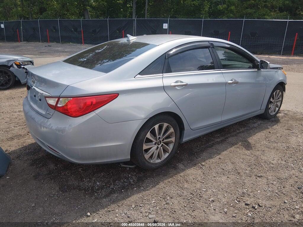 5NPEC4AC9BH027748 2011 HYUNDAI SONATA photo no. 4