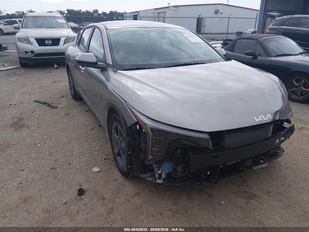 3KPFT4DE0SE206993 2025 KIA K4 photo no. 1