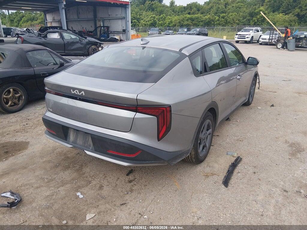 3KPFT4DE0SE206993 2025 KIA K4 photo no. 4